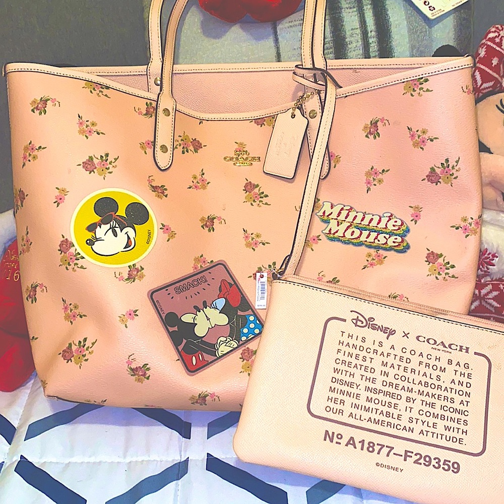 Coach X Minnie Mouse Limited Edition Reversible Shoulder Bag, floral, Used, rare